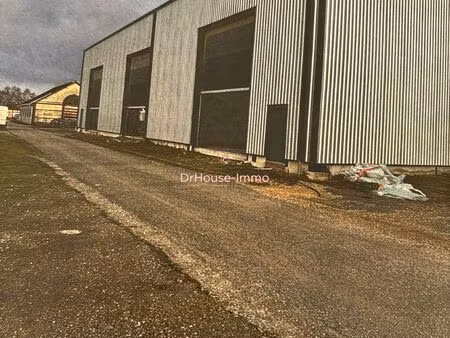 au pied du pont de tancarville  local d'activité avec bureau de 810 m2