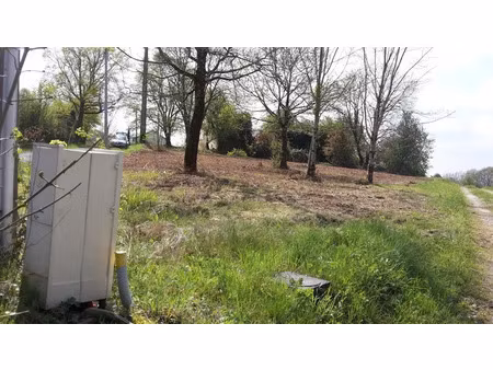 vente terrain 2600 m² à nontron (24300)  26 000 €