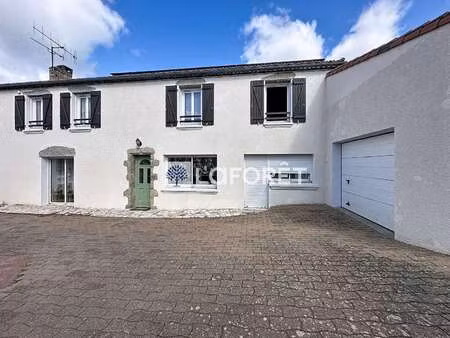 vente maison à chiché (79350) : à vendre / 143m² chiché