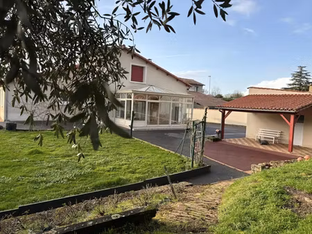 vente maison à bourneau (85200) : à vendre / 141m² bourneau