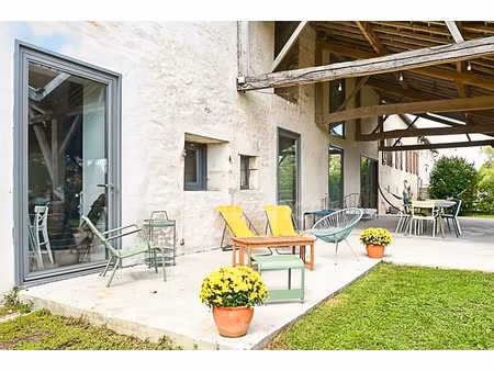 maison de luxe à vendre à sennecey-le-grand