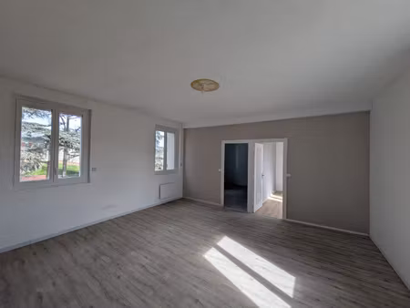 la talaudière vente appartement 3 pièces refait à neuf