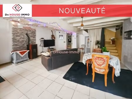 maison cosy de 102 m² avec 3 chambres.