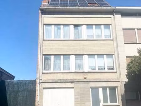 maison unifamiliale 4 chambres + garage + jardin