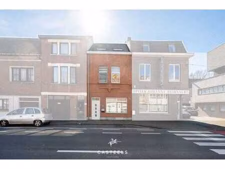 maison de rangée rénovée à vendre à mariakerke