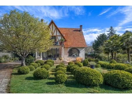 barbizon - maison de village de 194 m² avec jardin