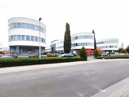 drogenbos | square amadeus - proche r0 - plateau de bureaux