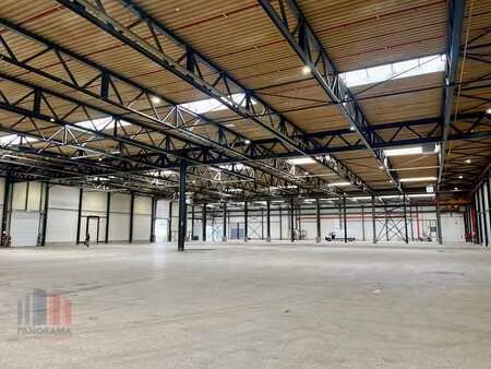 recent gerenoveerd magazijn te huur - oosterring 12