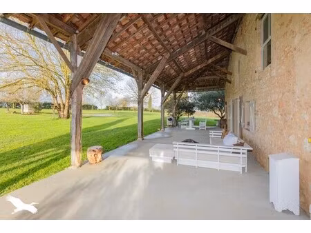 maison de luxe à vendre dans le quartier est