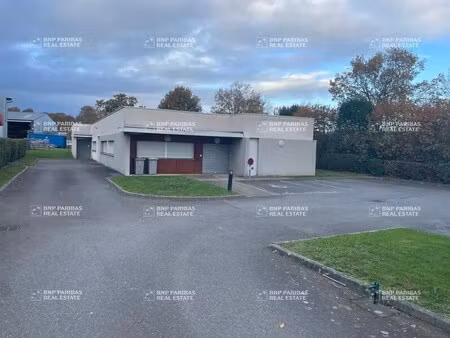location local d’activités la chapelle-des-fougeretz 35520 325m²