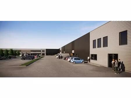 location local d'activités 1 370 m² à 18 728 m²