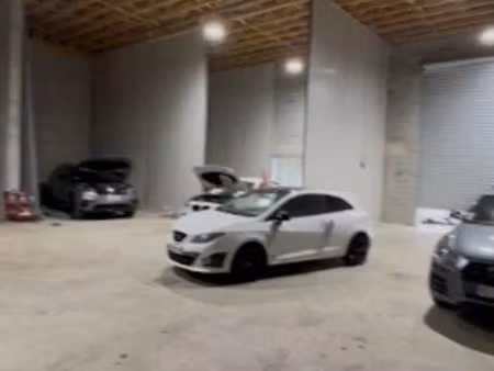 vente locaux professionnels 330 m² à pechbonnieu (31140)  480 000 €