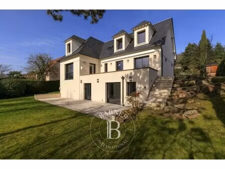 maison de luxe à vendre à vauhallan