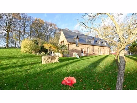 villa de luxe à vendre à pierrefiques