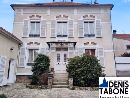 demeure à vendre à montlignon