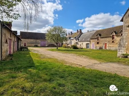 ancien corps de ferme - ensemble de bâtiments francay