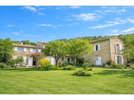 ferme à vendre à grignan