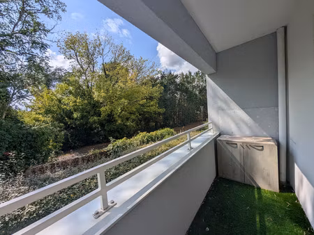 apt t3 avec balcon vue sur verdure st medard centre
