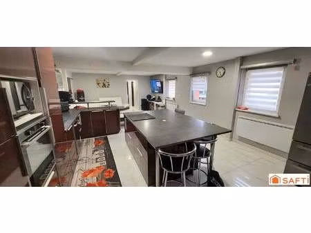 maison de 130 m²  3 chambres sur 3.43 ares de terrain
