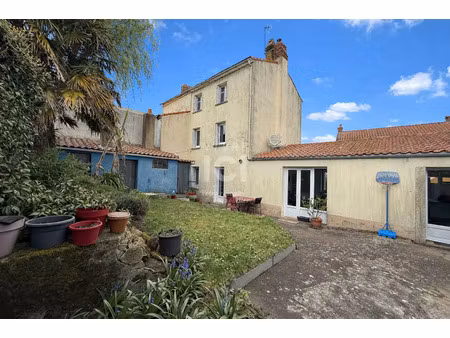 vente maison à saint-viaud (44320) : à vendre / 126m² saint-viaud