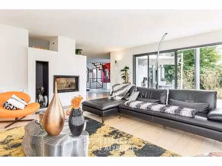 villa d'architecte d'exception aux portes du gers