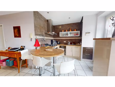 maison de ville avec grand jardin