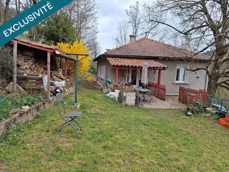 cadre nature exceptionnel : maison + 5000 m² en bord de rivière