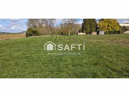 terrain 1055 m² plein o/so  23 m façade