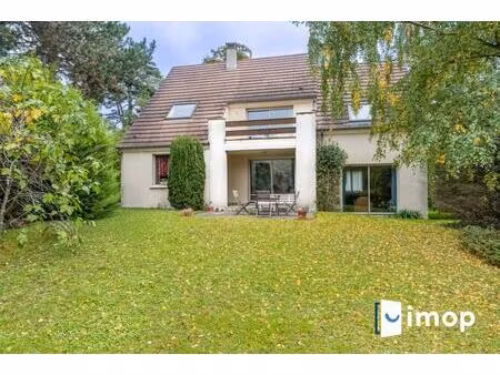 grande maison de 136m² sur un terrain de 885m² sans vis-à-vis