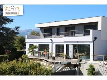 superbe maison contemporaine