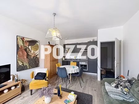 location appartement 3 pièces à bayeux (14400) : à louer 3 pièces / 57m² bayeux