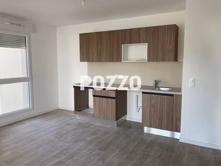 location appartement 2 pièces à donville-les-bains (50350) : à louer 2 pièces / 44m² donvi