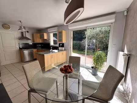 location maison meublé à nantes saint-jacques (44000) : à louer meublé / 92m² nantes saint