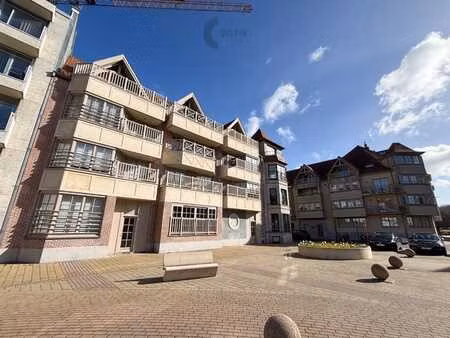 box de garage situé sous la place kinkhoornplein à heist