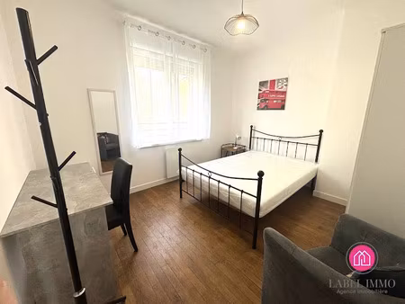 location meublée maison 5 pièces 100 m² à anzin (59410)  490 €