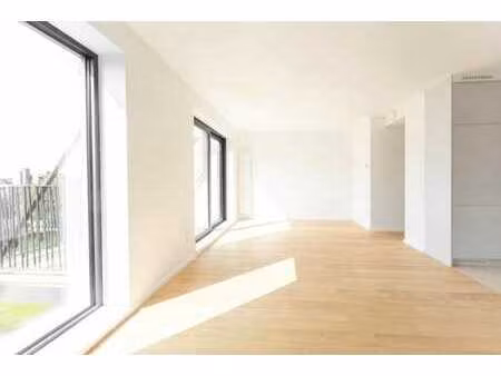 app 2 chambres + terrasse pas de tva !!!