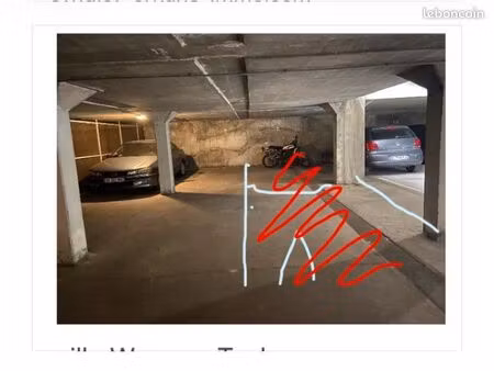 à vendre place de parkink 10m sur 2m50
