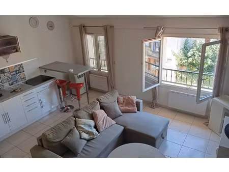 location appartement  m² t-2 à la farlède  616 €