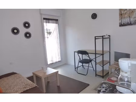 location appartement  m² t-1 à le creusot  320 €