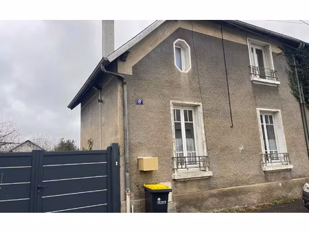 location maison  m² t-3 à nevers  660 €