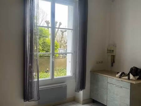 t1 bis + jardin neuvy