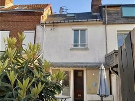 location maison de ville