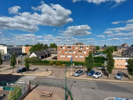 jolis studios meublés vendus loués