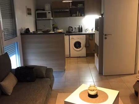 location appartement t2 récent 39m² + terrasse + parking