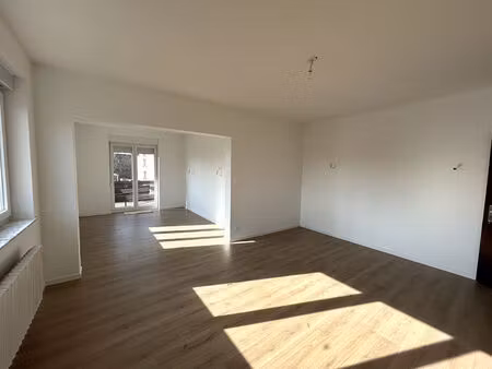 appartement 4 pièces fameck - avec garage et balcon.