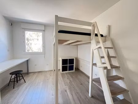 appartement la ciotat 5 pièces 118.89 m2 vue dégagée