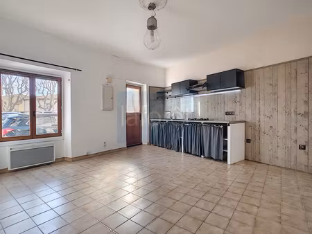 appartement lambesc 1 pièce(s) 28 m2