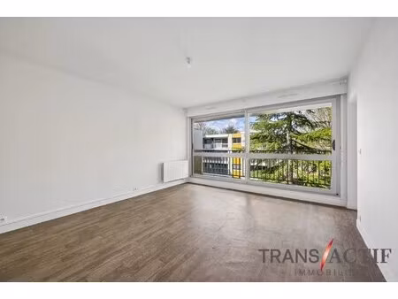 orsay – appartement 3 pièces de 70 21 m²