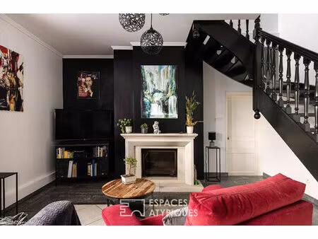 aile de ferme de caractère et son jardin intérieur