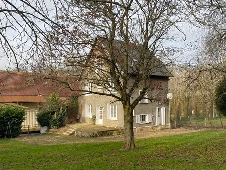 exclusivite juvigny sur seulles maison 7 pièces 138 m² avec sous-sol terrain 6 900 m² env.